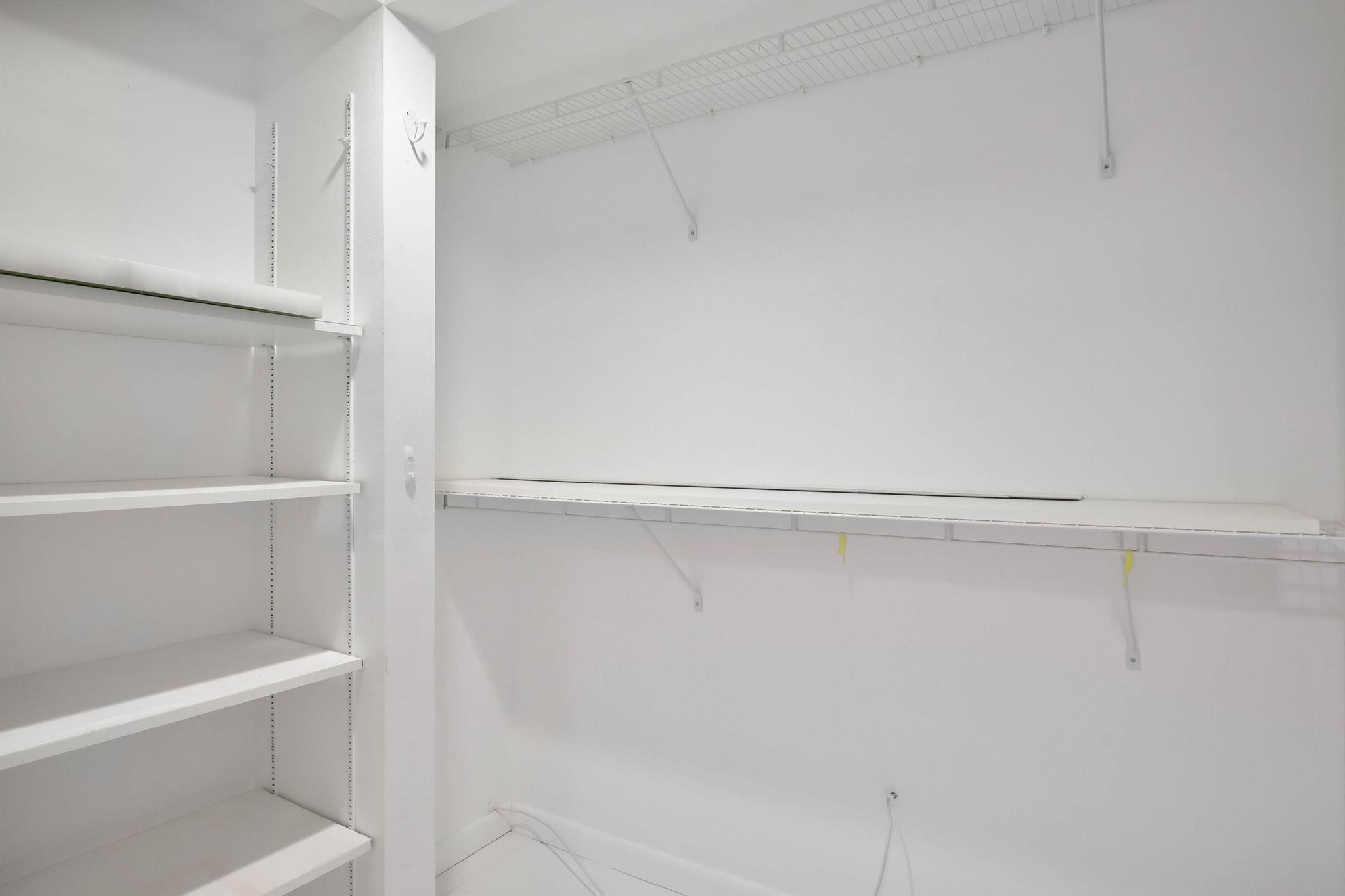 FOUNTAINS OF PALM BEACH C - Residential