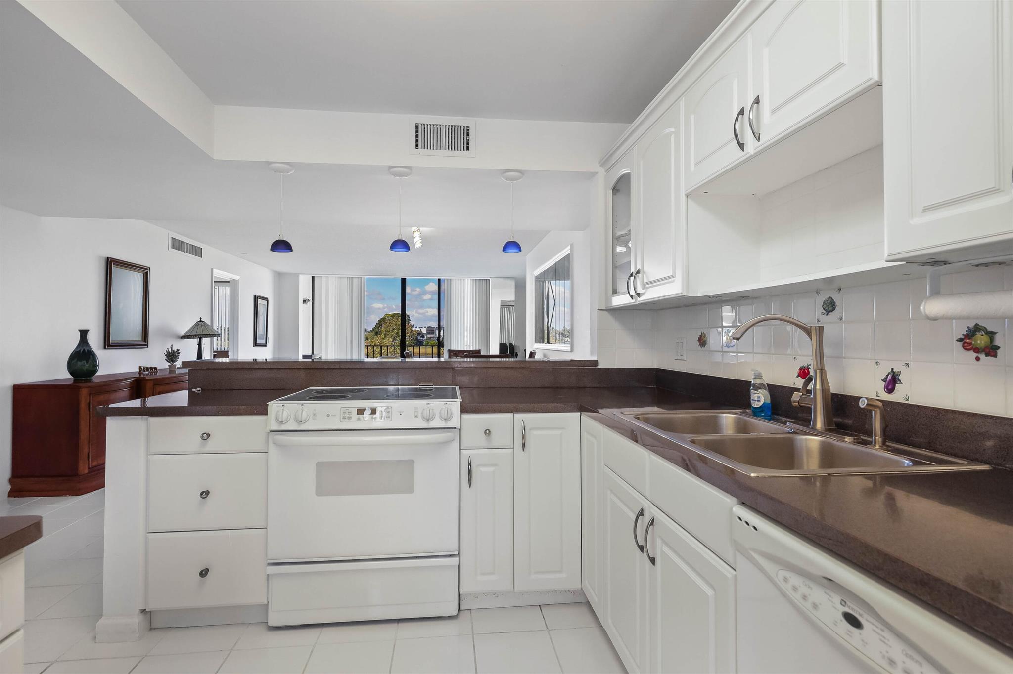 FOUNTAINS OF PALM BEACH C - Residential