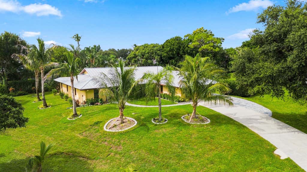 Photo of 3120 NE HEATHER Court, Jensen Beach, FL 34957 (MLS # B26058201)