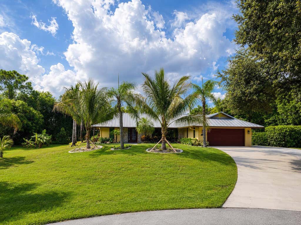 Photo of 3120 NE HEATHER Court, Jensen Beach, FL 34957 (MLS # B26058201)