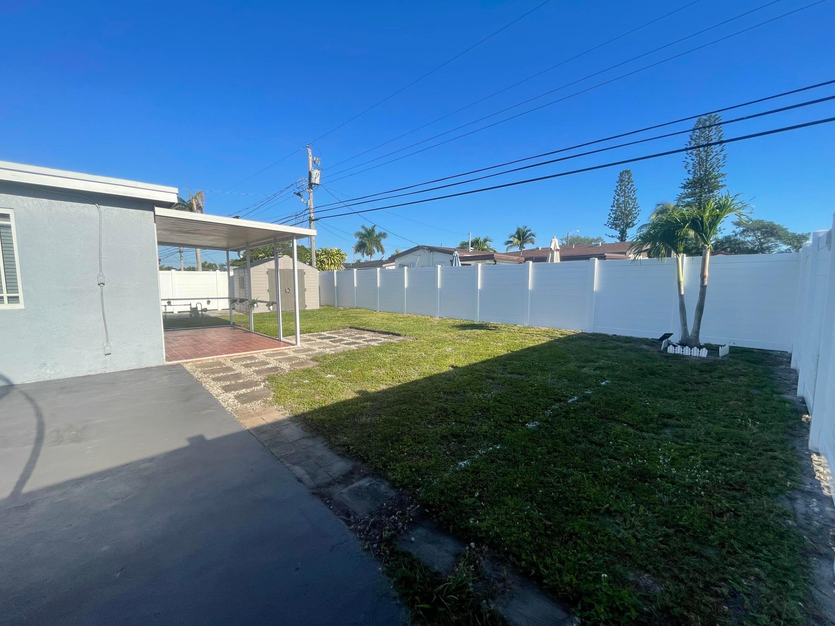 DRIFTWOOD ESTATES NO 23 - Residential