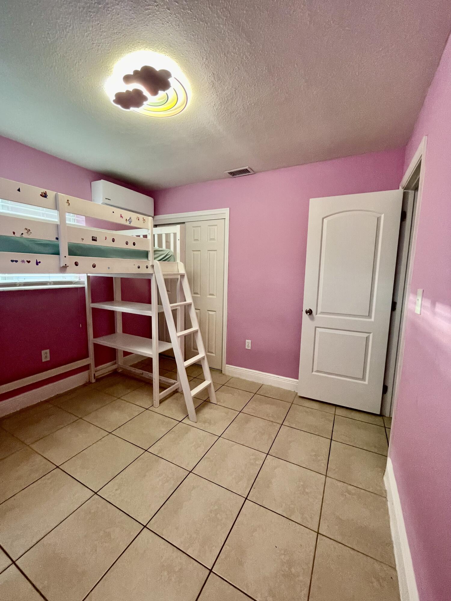 DRIFTWOOD ESTATES NO 23 - Residential