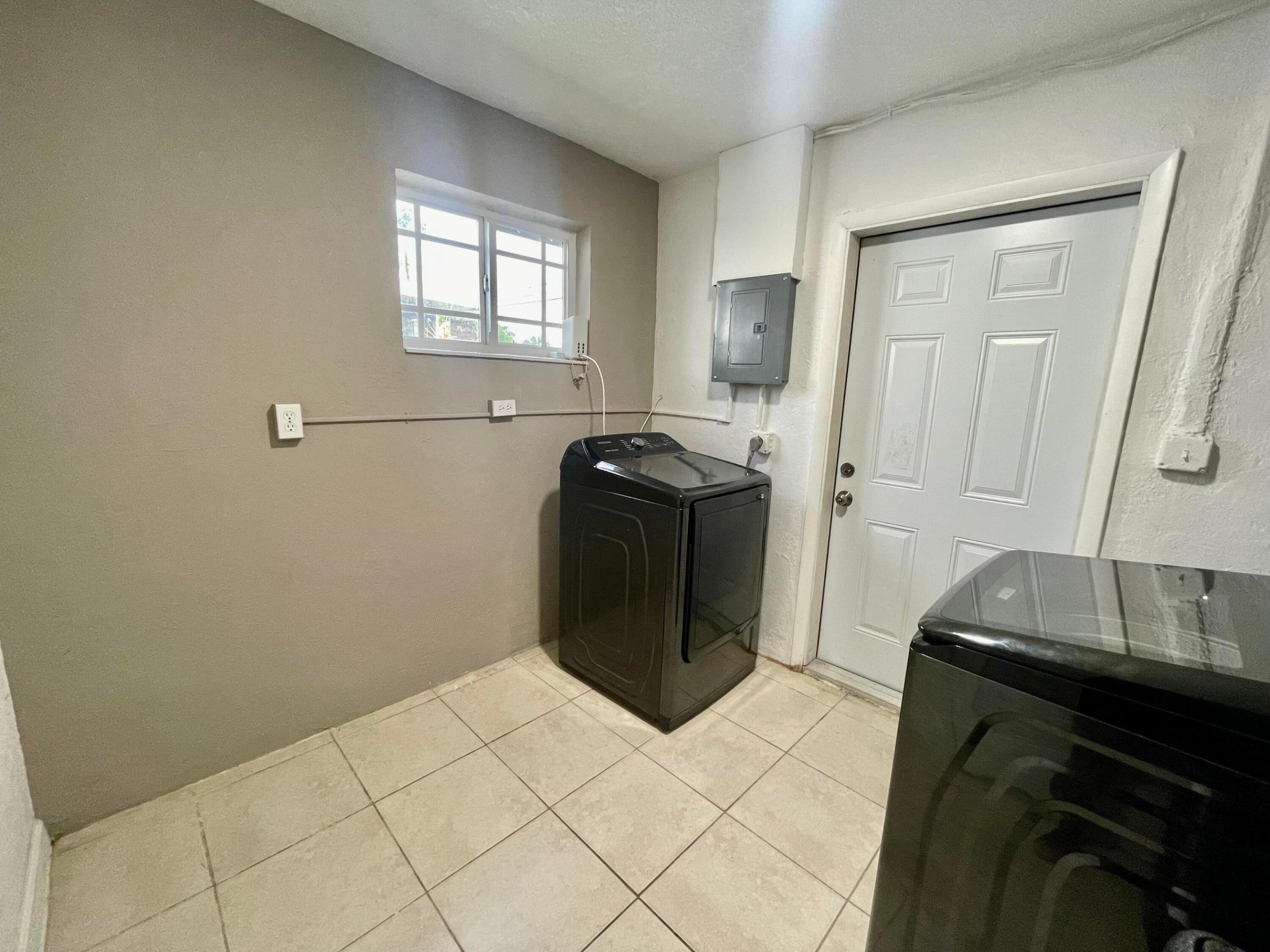 DRIFTWOOD ESTATES NO 23 - Residential