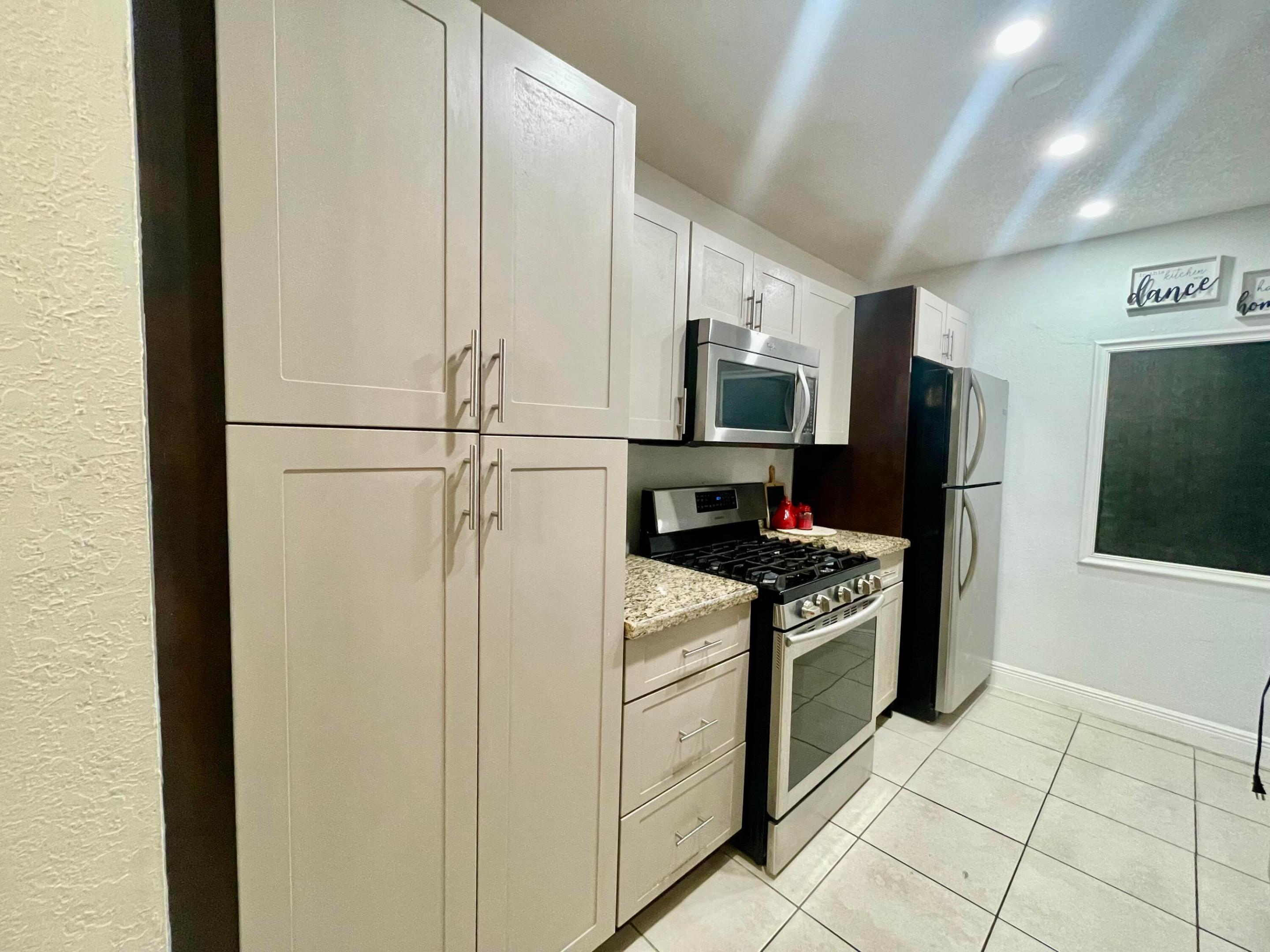 DRIFTWOOD ESTATES NO 23 - Residential