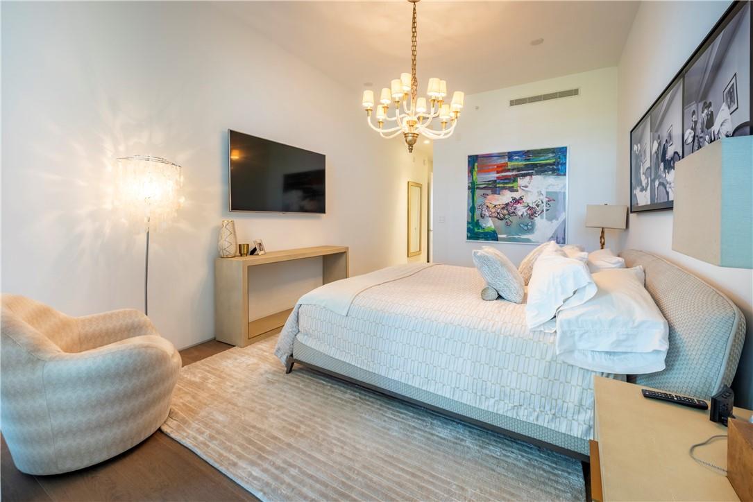 LOUVER HOUSE - Residential