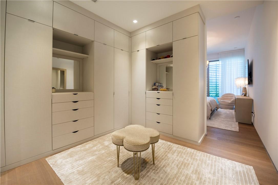 LOUVER HOUSE - Residential