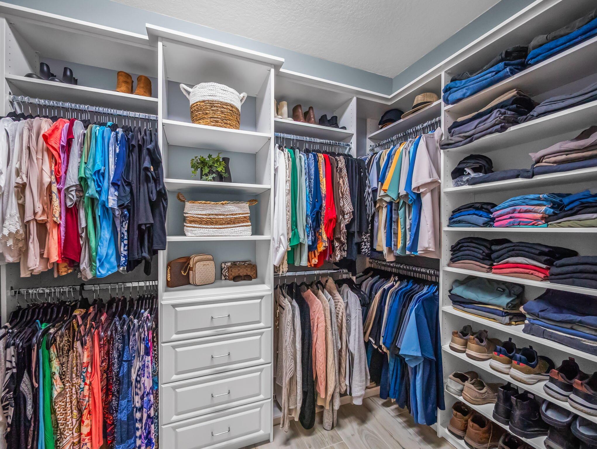 VERANDA PLAT NO 4 VERANDA - Residential