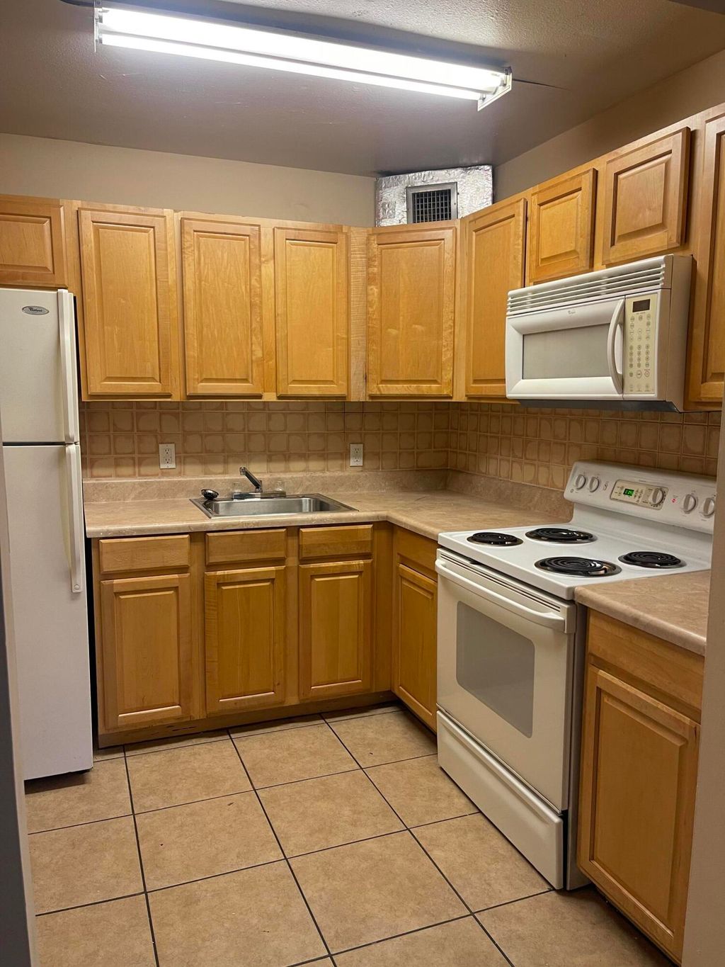 Photo of 420 S B Street #A4, Lake Worth Beach, FL 33460 (MLS # B26046441)