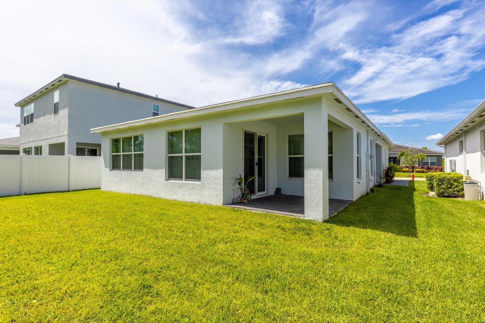 DISCOVERY WAY AT RIVERLAN - Residential