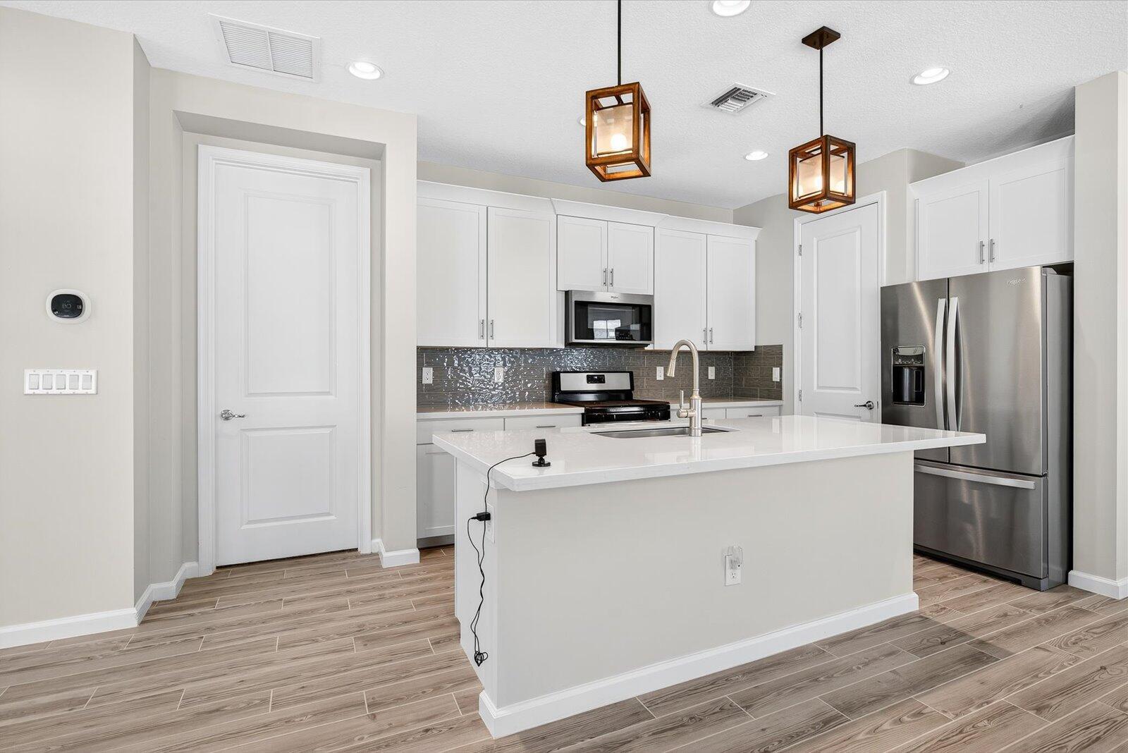 DISCOVERY WAY AT RIVERLAN - Residential