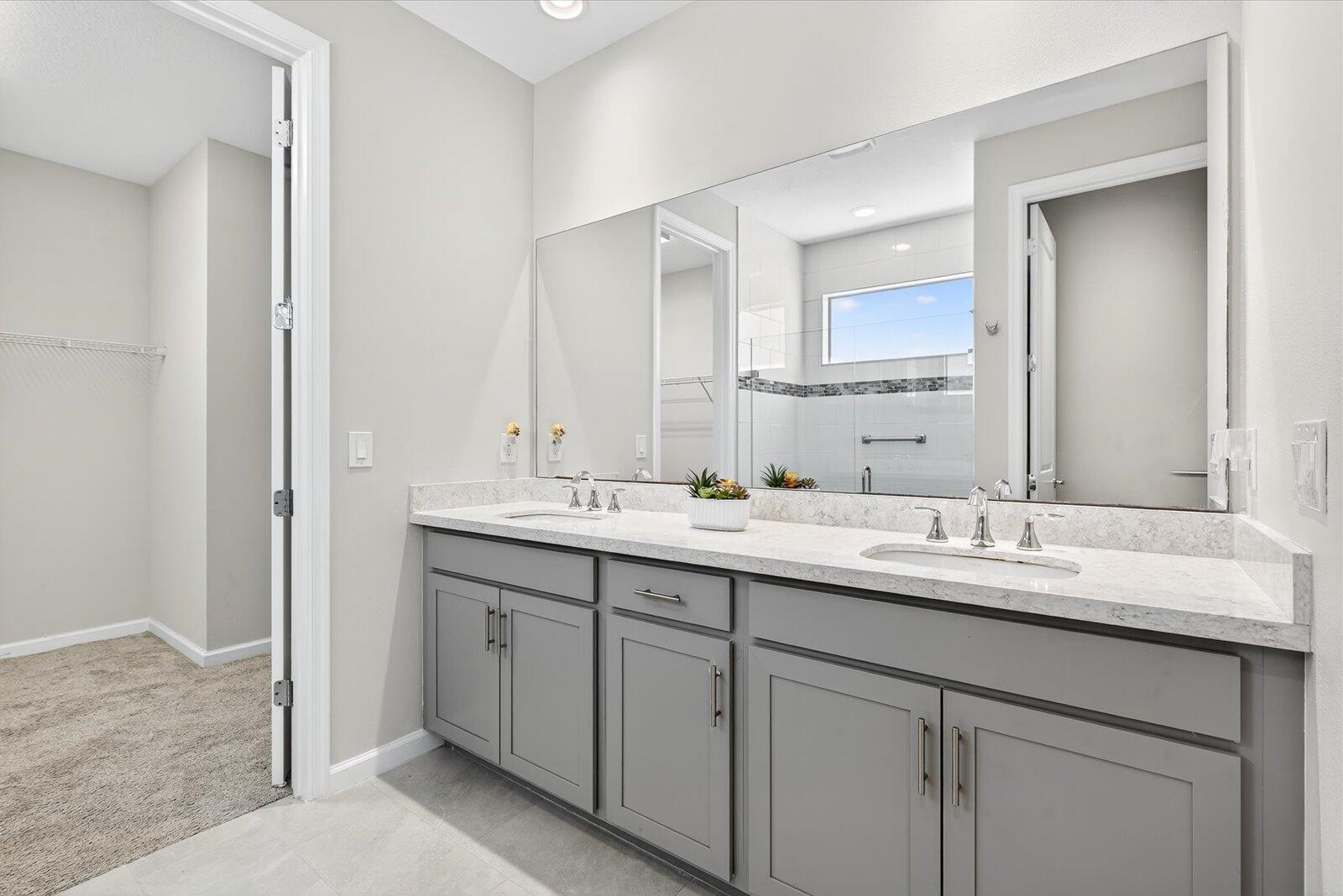 DISCOVERY WAY AT RIVERLAN - Residential