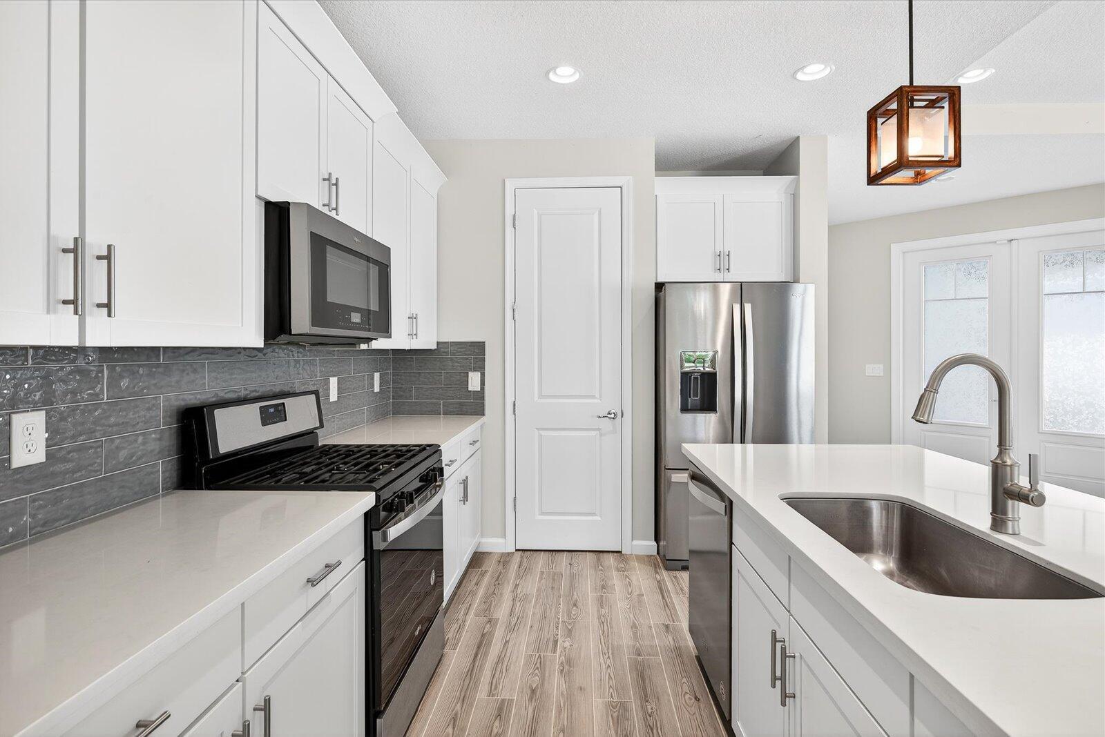 DISCOVERY WAY AT RIVERLAN - Residential