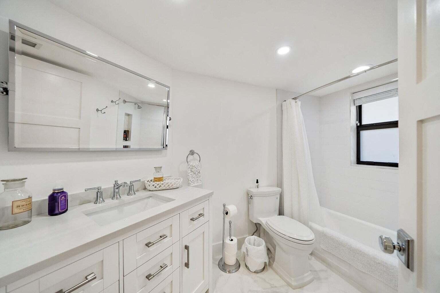 SANDPOINTE BAY CONDO - Residential Lease