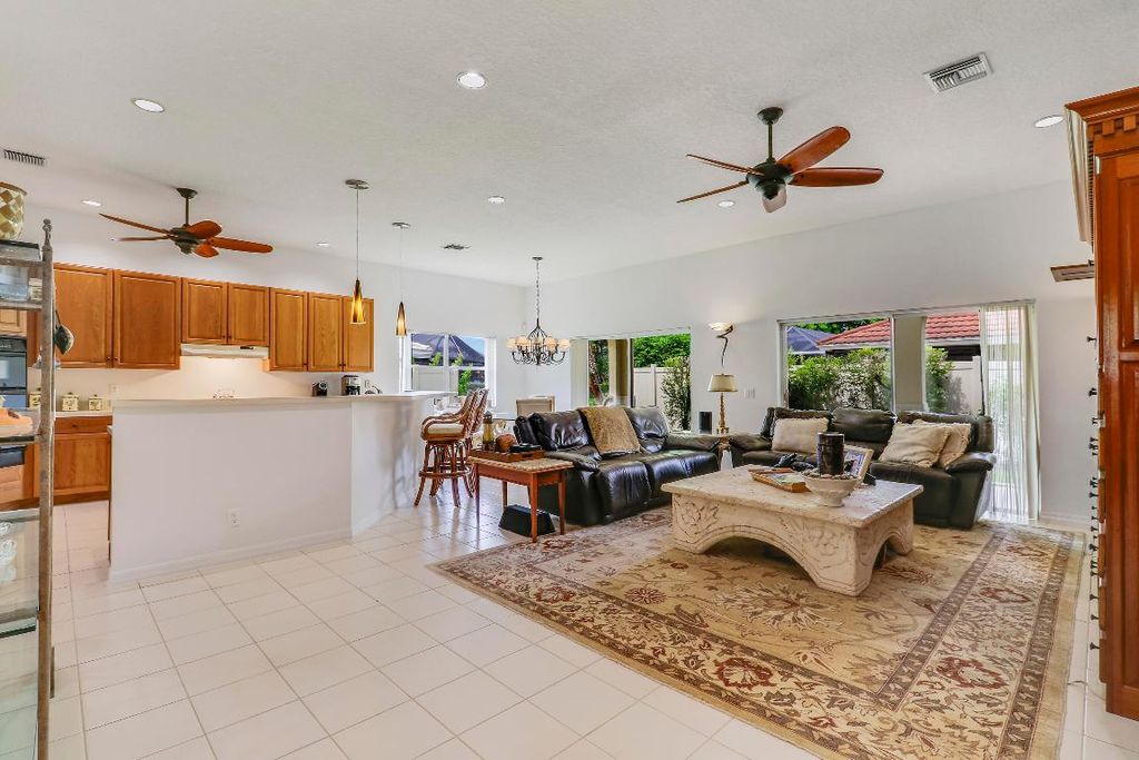 Photo of 18951 Painted Leaf Court, Jupiter, FL 33458 (MLS # R11125312)