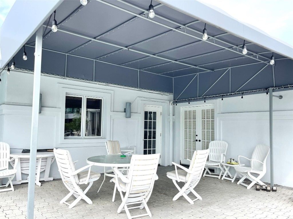 Photo of 6 Isla Bahia Terrace, Fort Lauderdale, FL 33316 (MLS # F10543890)