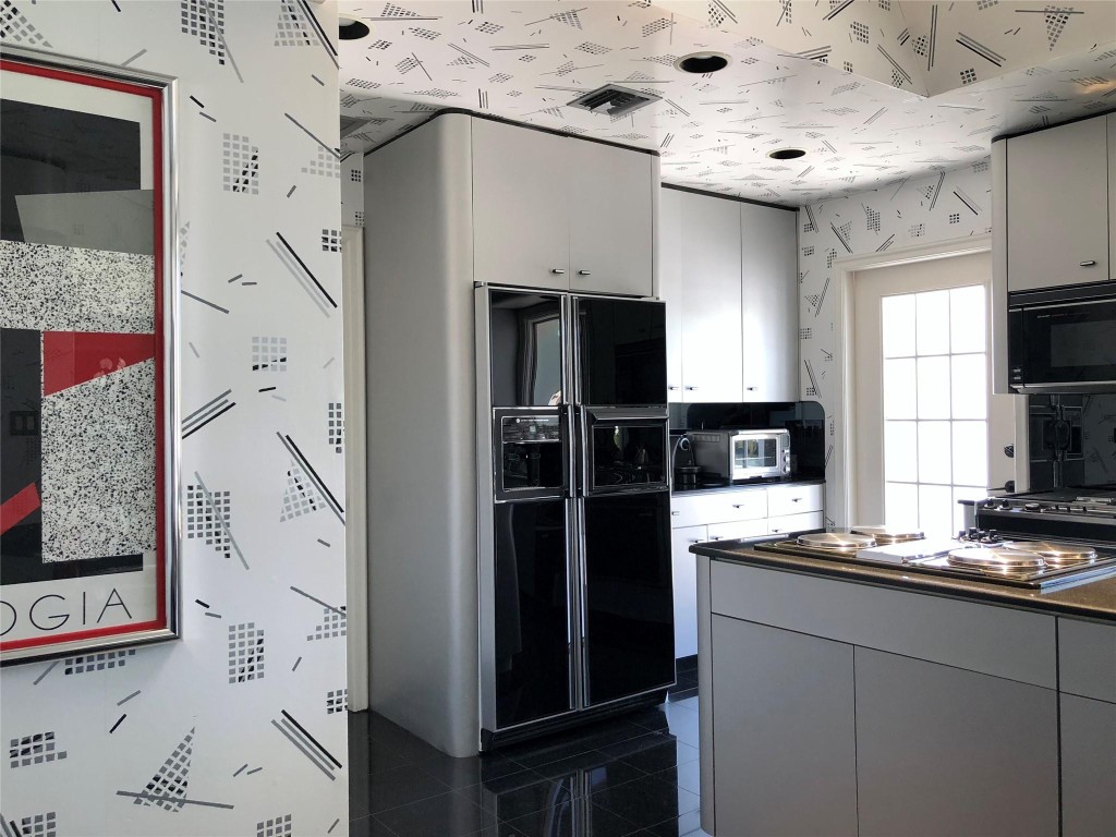 Isla Bahia 47-27 B - Residential