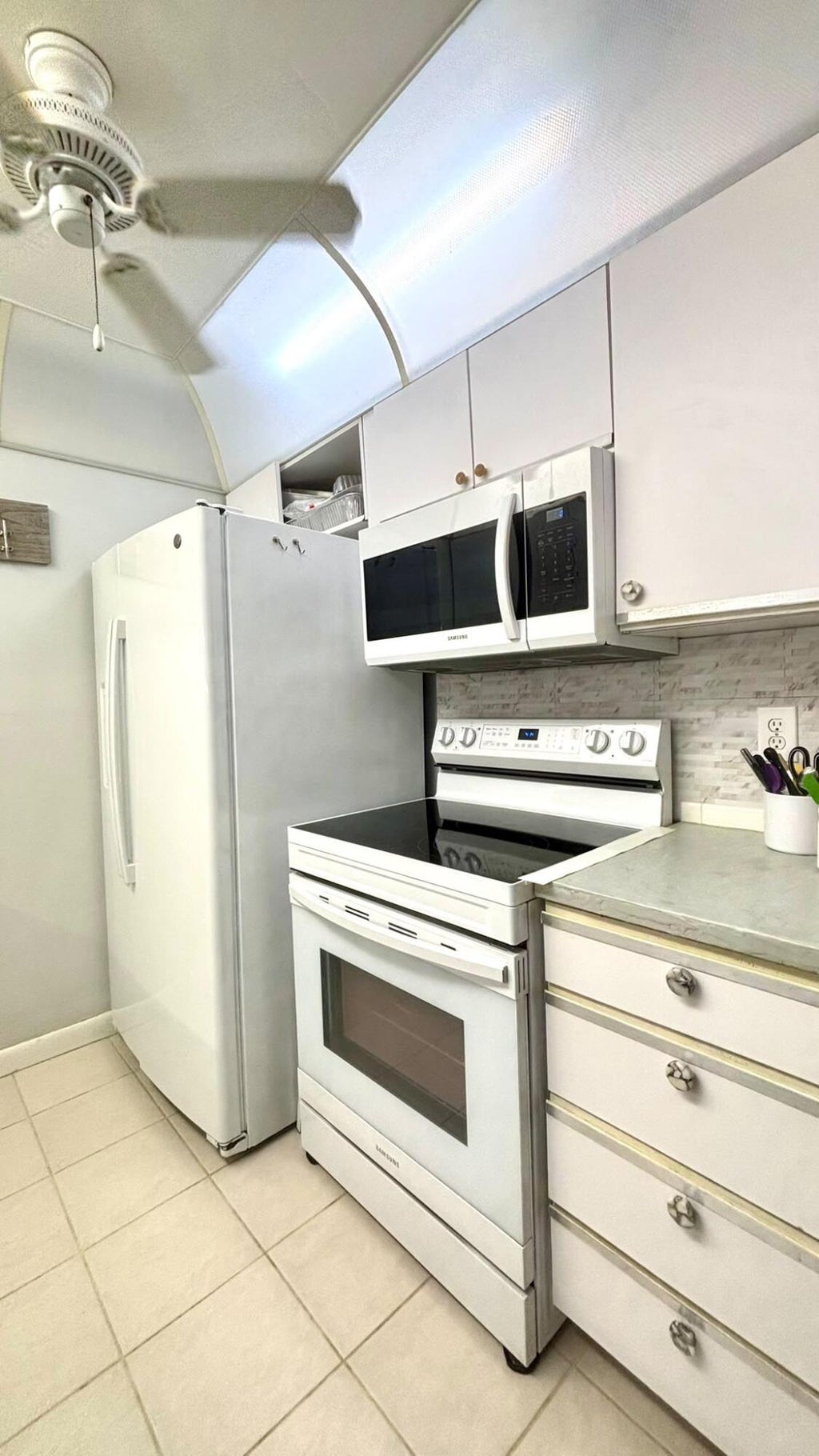 Photo of 2 NEWPORT A Drive #2, Deerfield Beach, FL 33442 (MLS # B26086489)