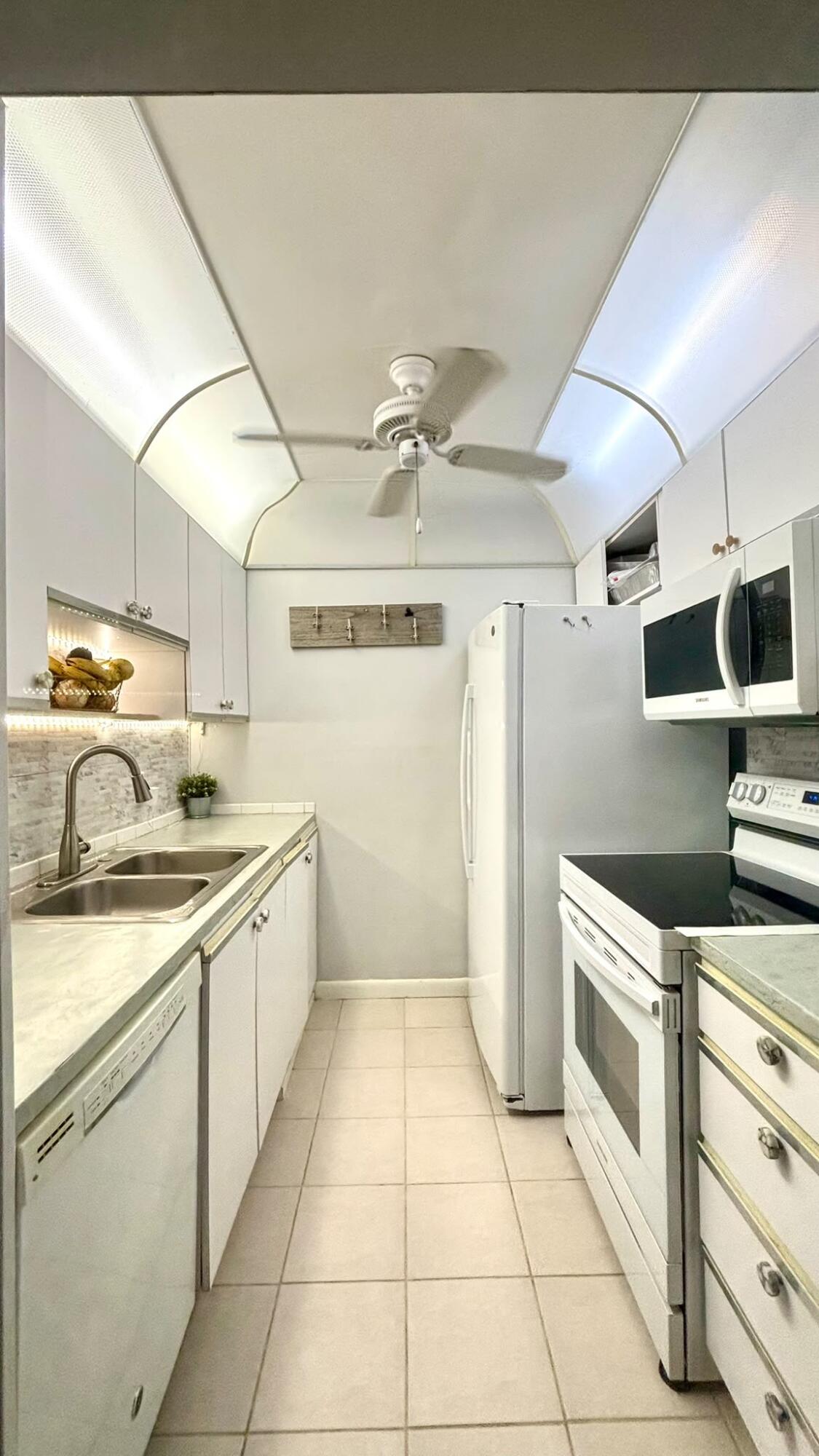 View photos, virtual tours, details... 2 NEWPORT A Drive 2