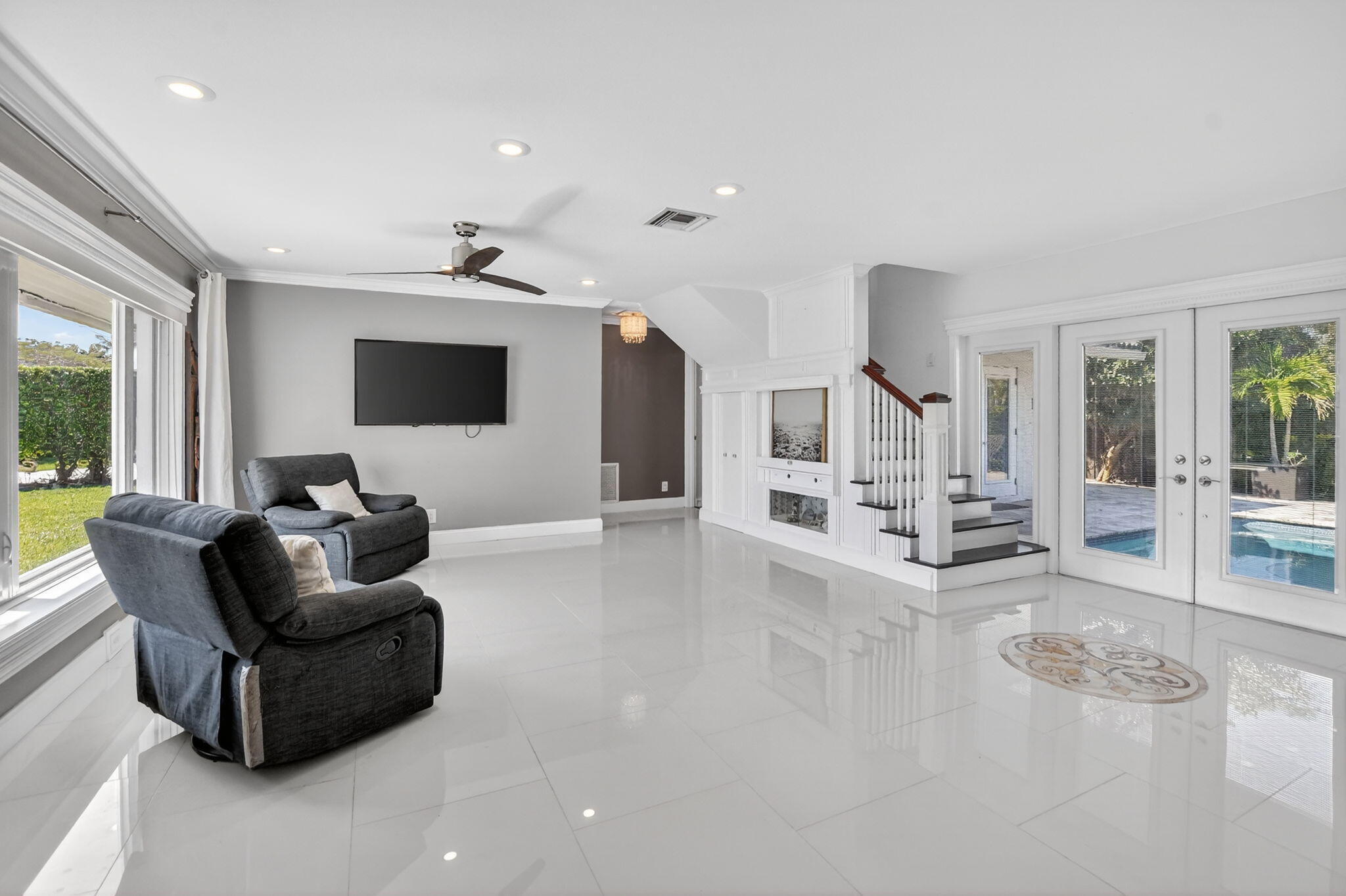 1455 Isabel Este Road E