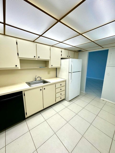 Tiny photo for 2851 S Ocean Boulevard #7s, Boca Raton, FL 33432 (MLS # B26037063)
