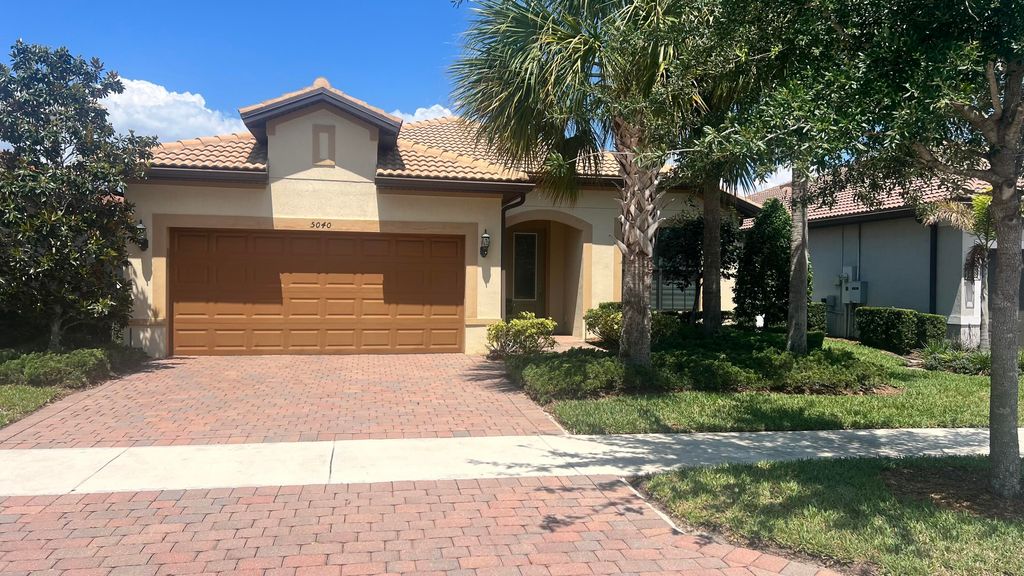 Photo of 5040 Pendelton Square, Vero Beach, FL 32967 (MLS # B26029906)