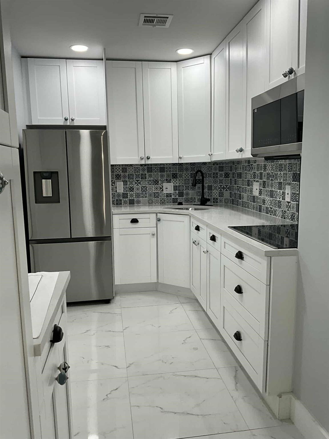 649 W Oakland Park Blvd 211-A