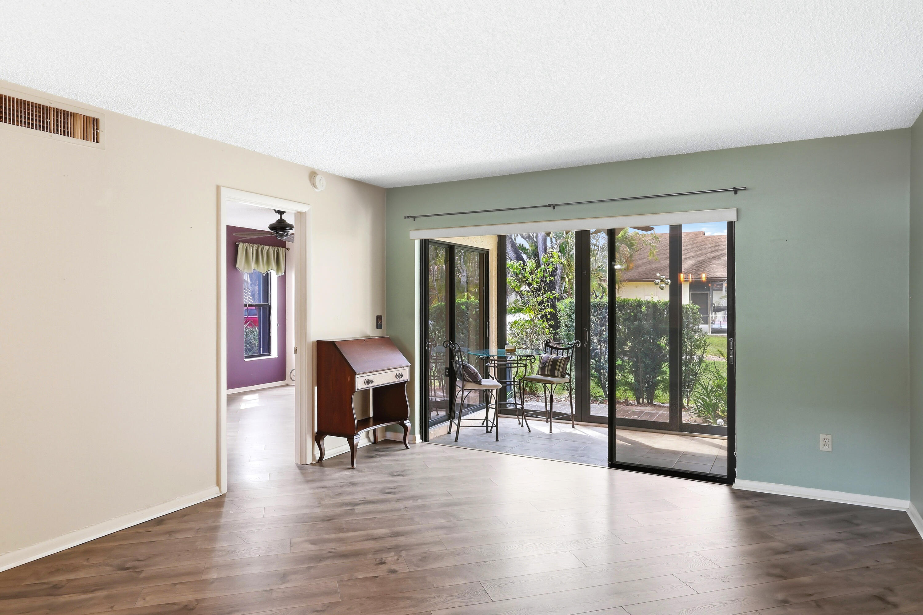 VILLAS OF WILLOW BEND - Residential