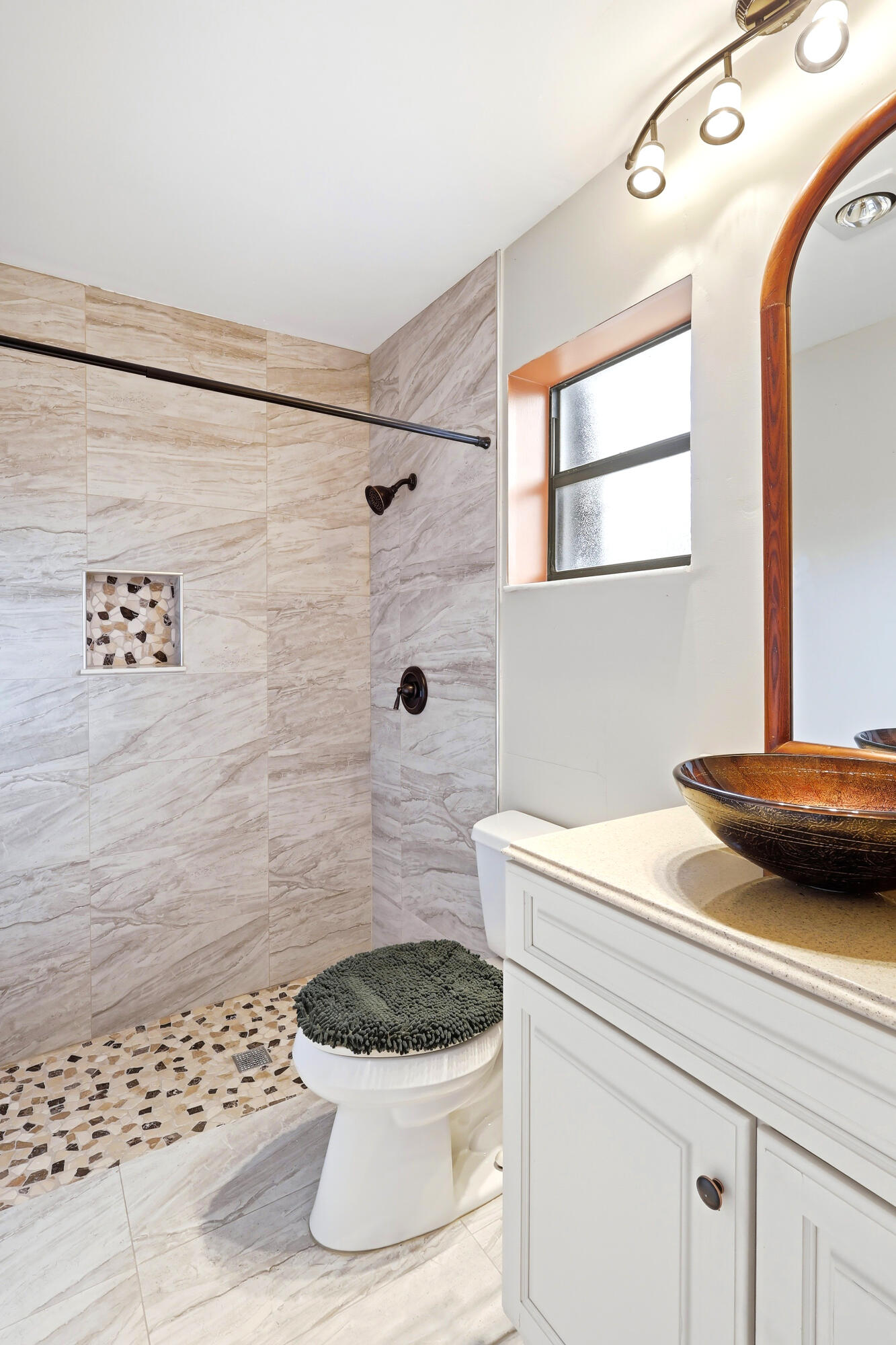 VILLAS OF WILLOW BEND - Residential