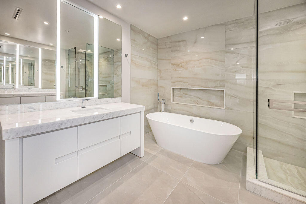 ALINA BOCA RTON CONDO - Residential