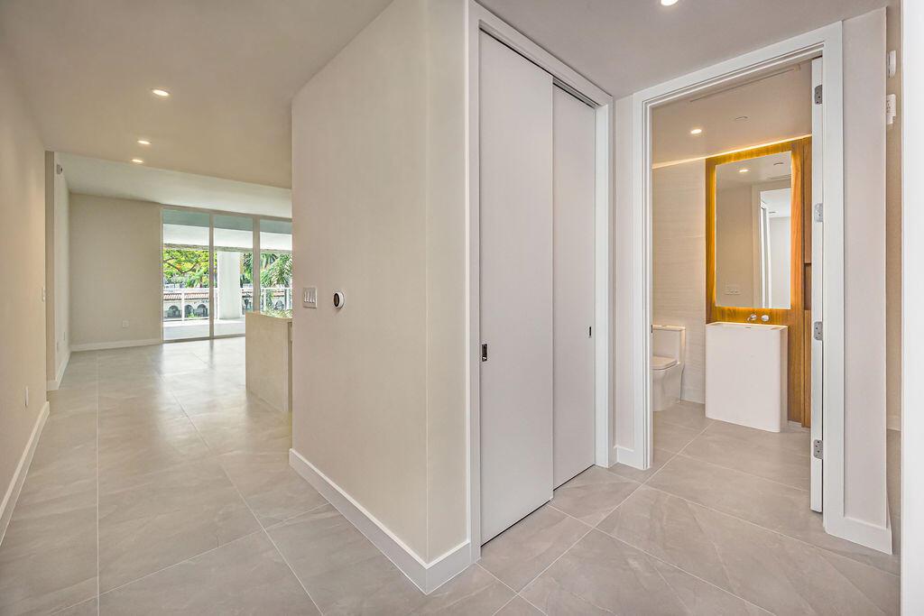 220 SE Mizner Boulevard 204