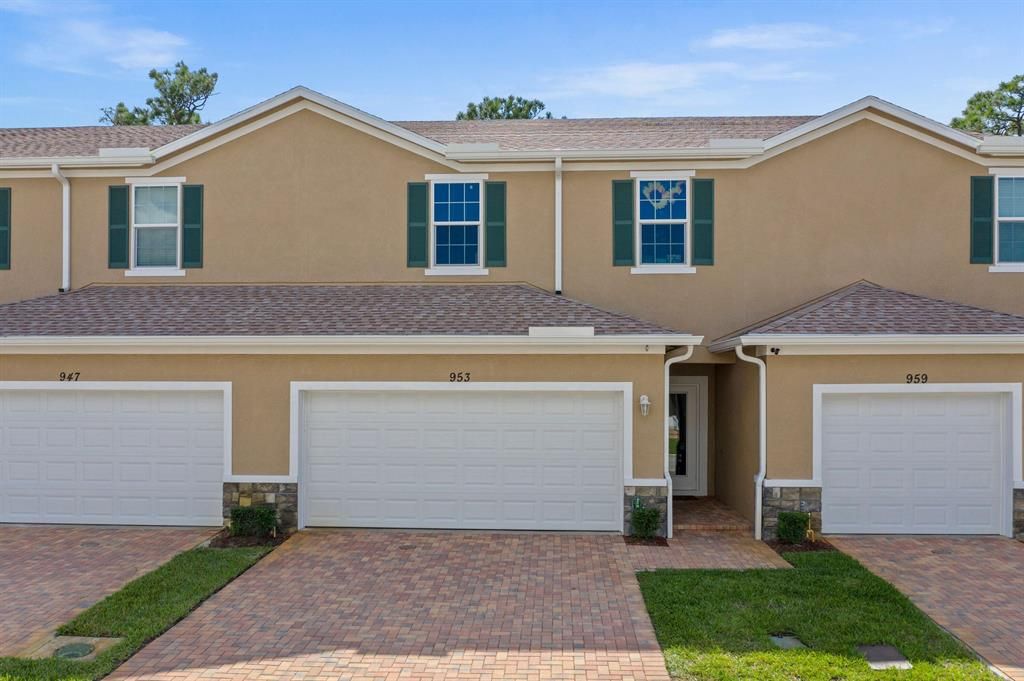 Photo of 953 NE Trailside Run, Port Saint Lucie, FL 34983 (MLS # R10756724)
