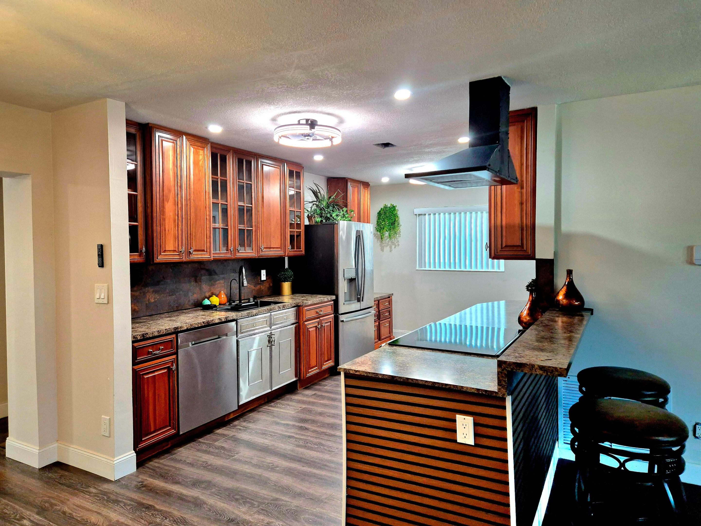 PARADISE GARDENS - Residential