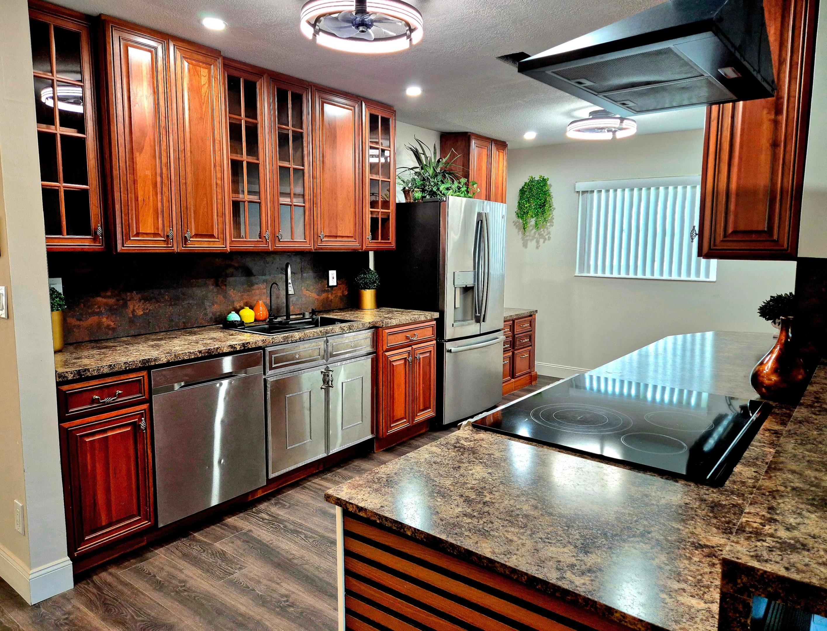 PARADISE GARDENS - Residential