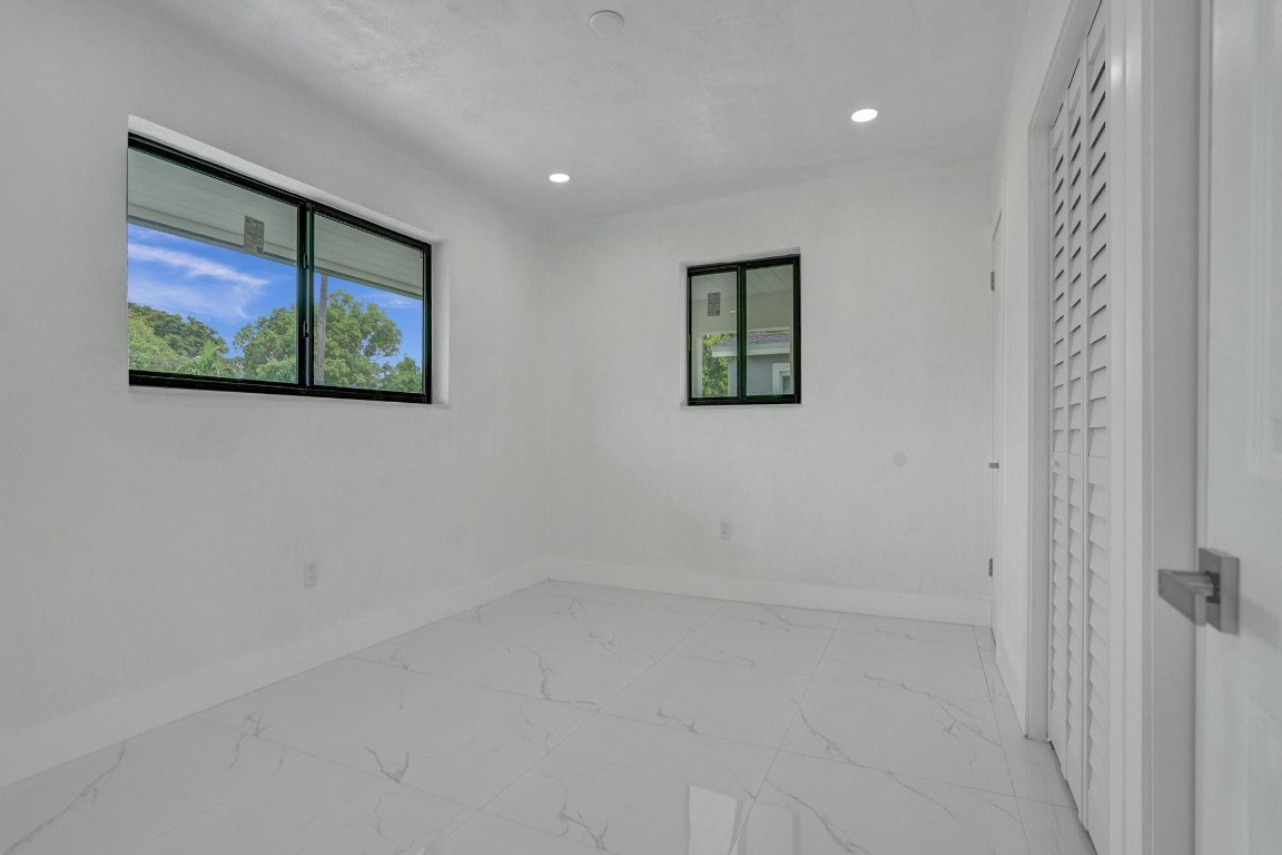 MIRAMAR SEC 5 - Residential