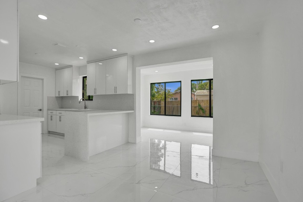 MIRAMAR SEC 5 - Residential