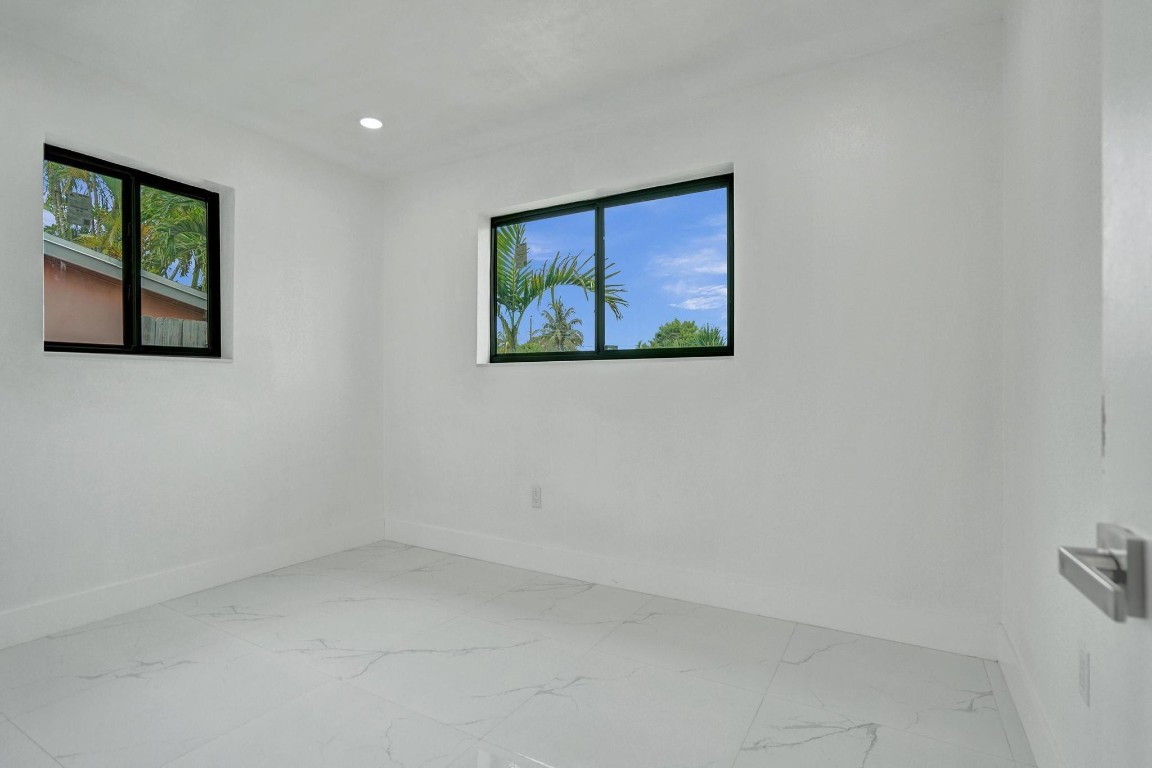 MIRAMAR SEC 5 - Residential