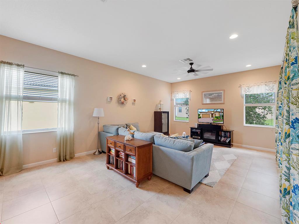 TRADITION PLAT NO 19 - Residential