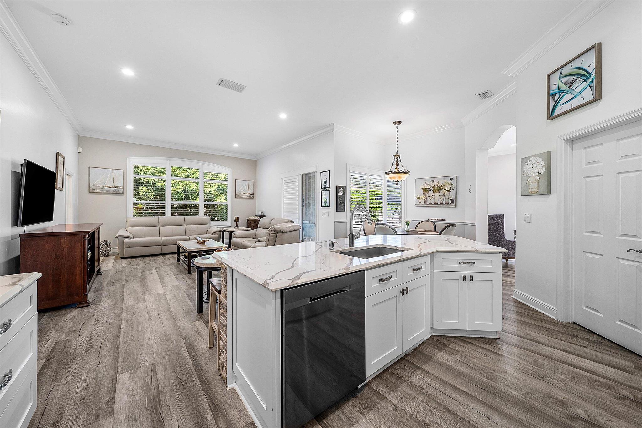 RIVER RIDGE - Residential