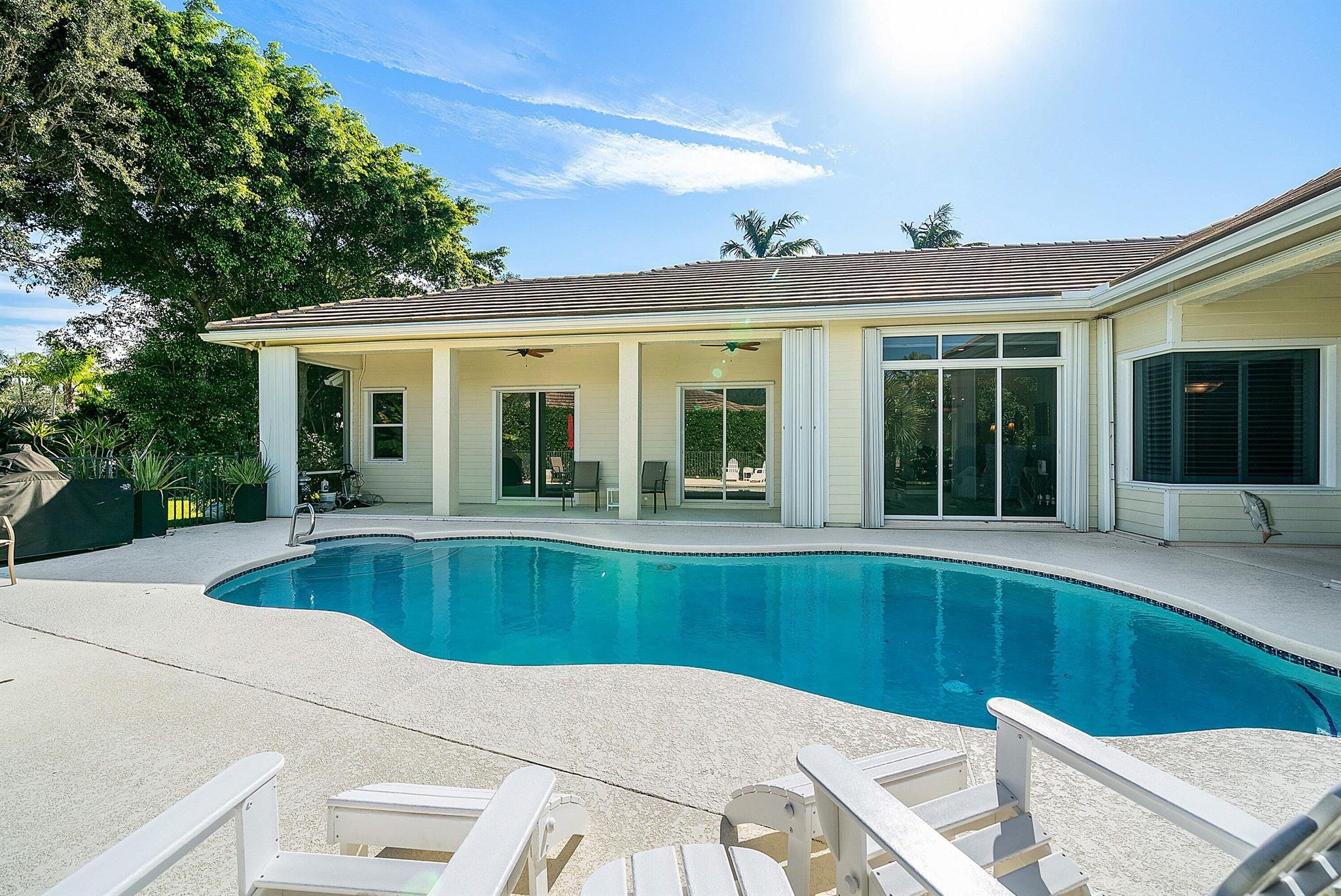 RIVER RIDGE - Residential