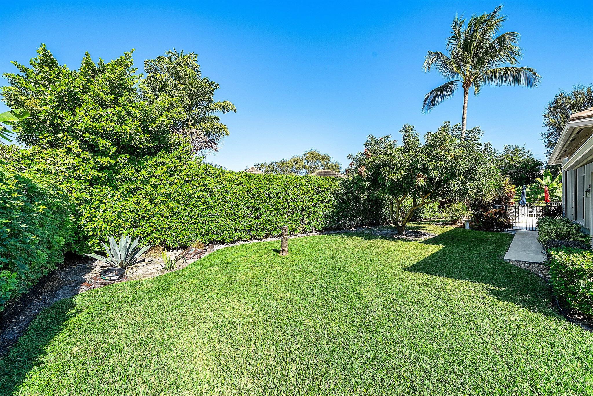 RIVER RIDGE - Residential