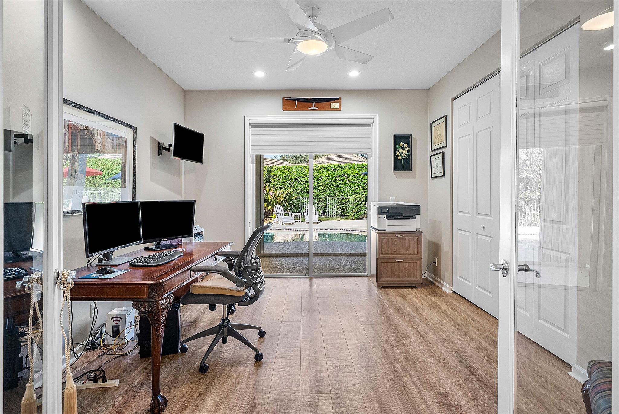 RIVER RIDGE - Residential