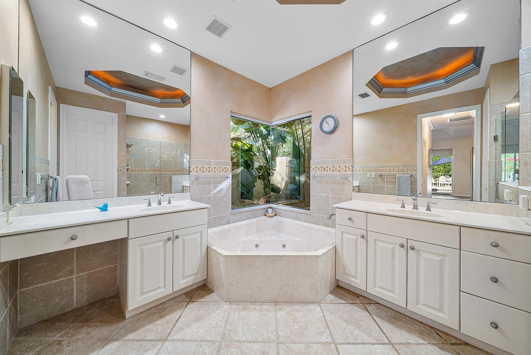 RIVER RIDGE - Residential