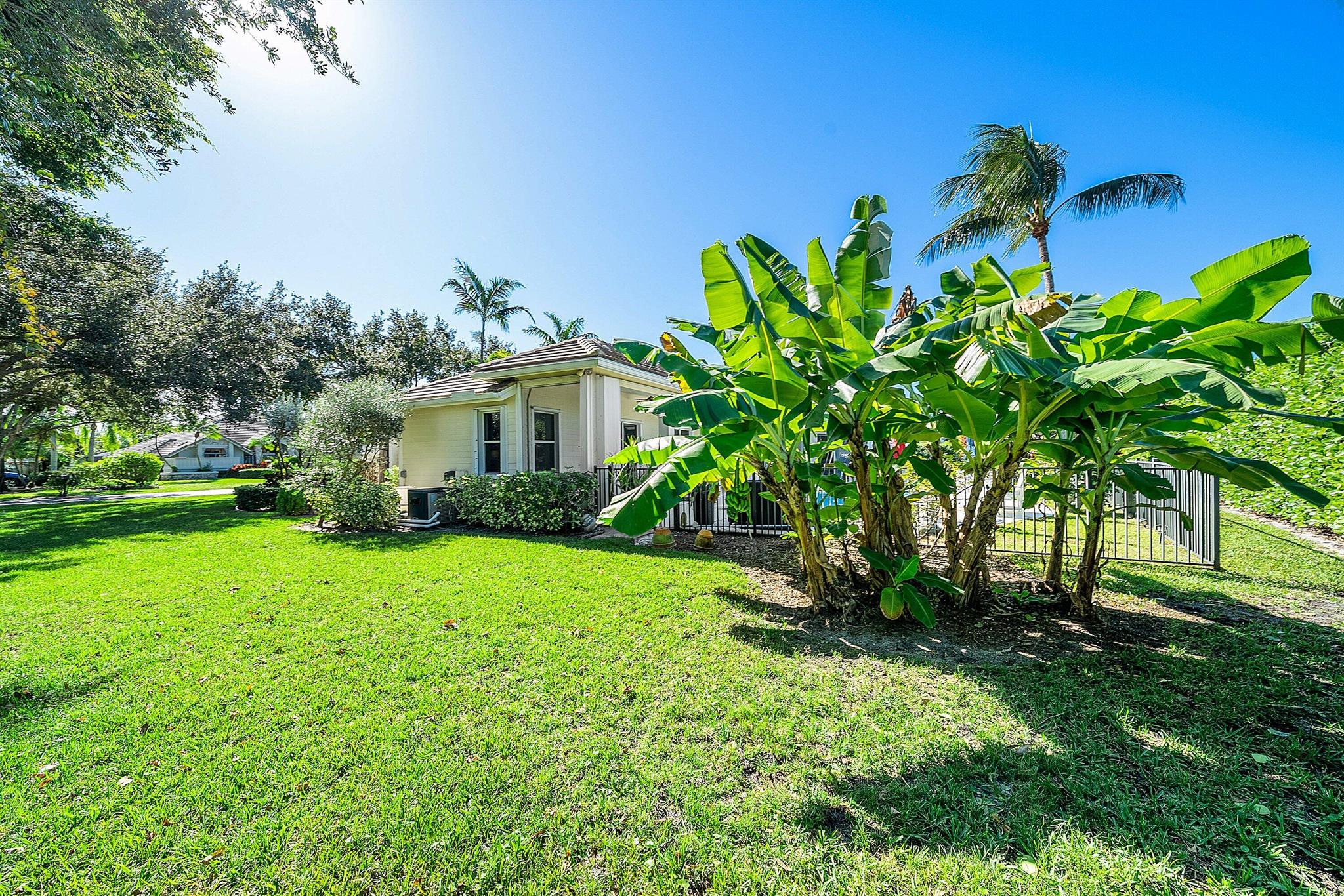 RIVER RIDGE - Residential