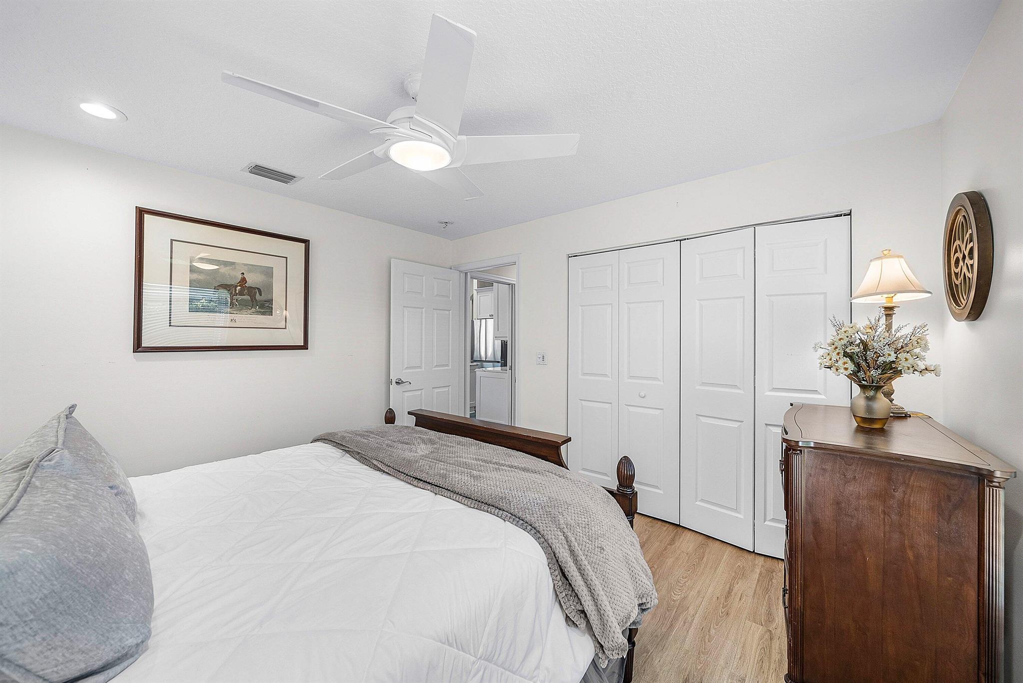 RIVER RIDGE - Residential