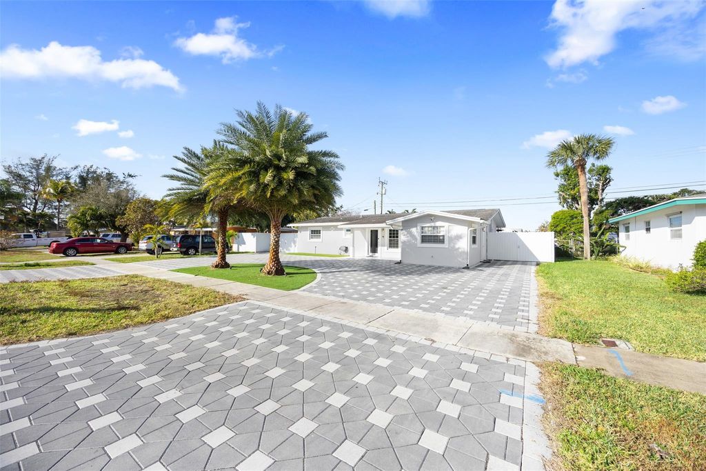 Photo of 2651 Havenwood Road, West Palm Beach, FL 33415 (MLS # F10551681)