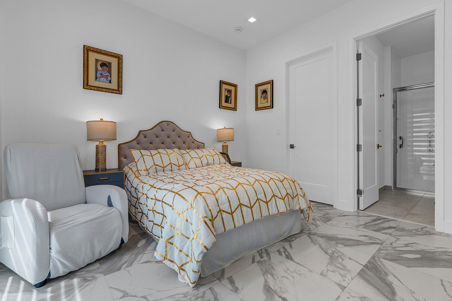 JOHNS WEST PUD - Residential Lease