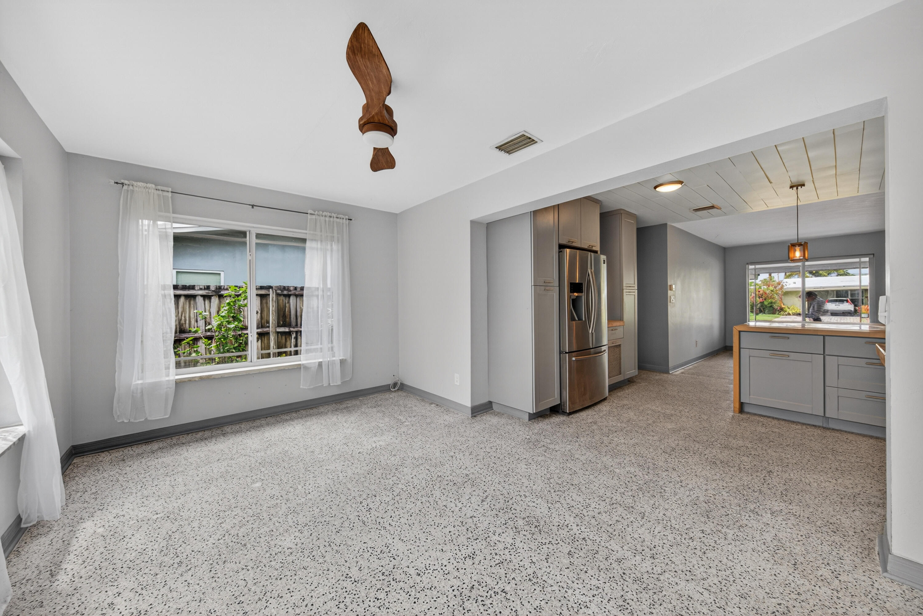 JENADA VILLAS - Residential