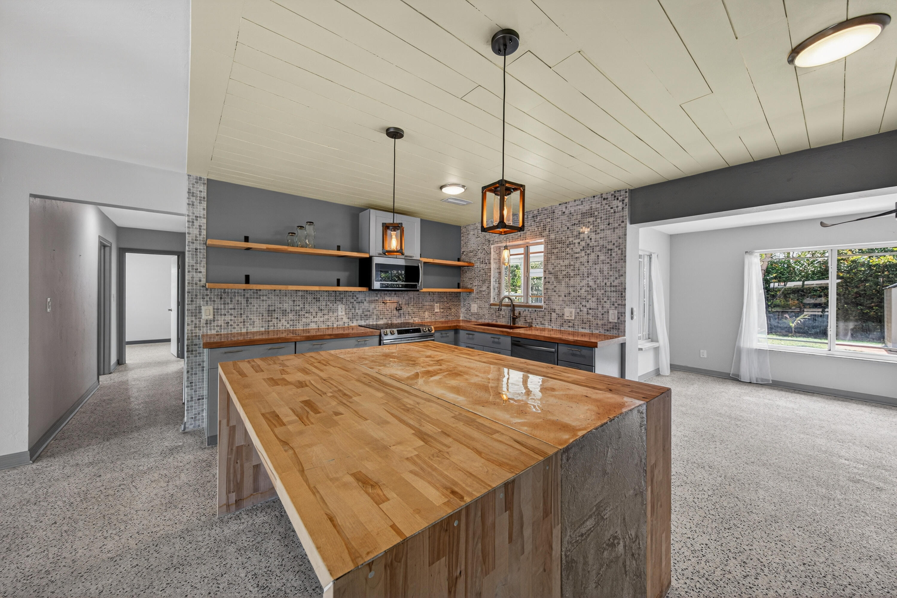 JENADA VILLAS - Residential