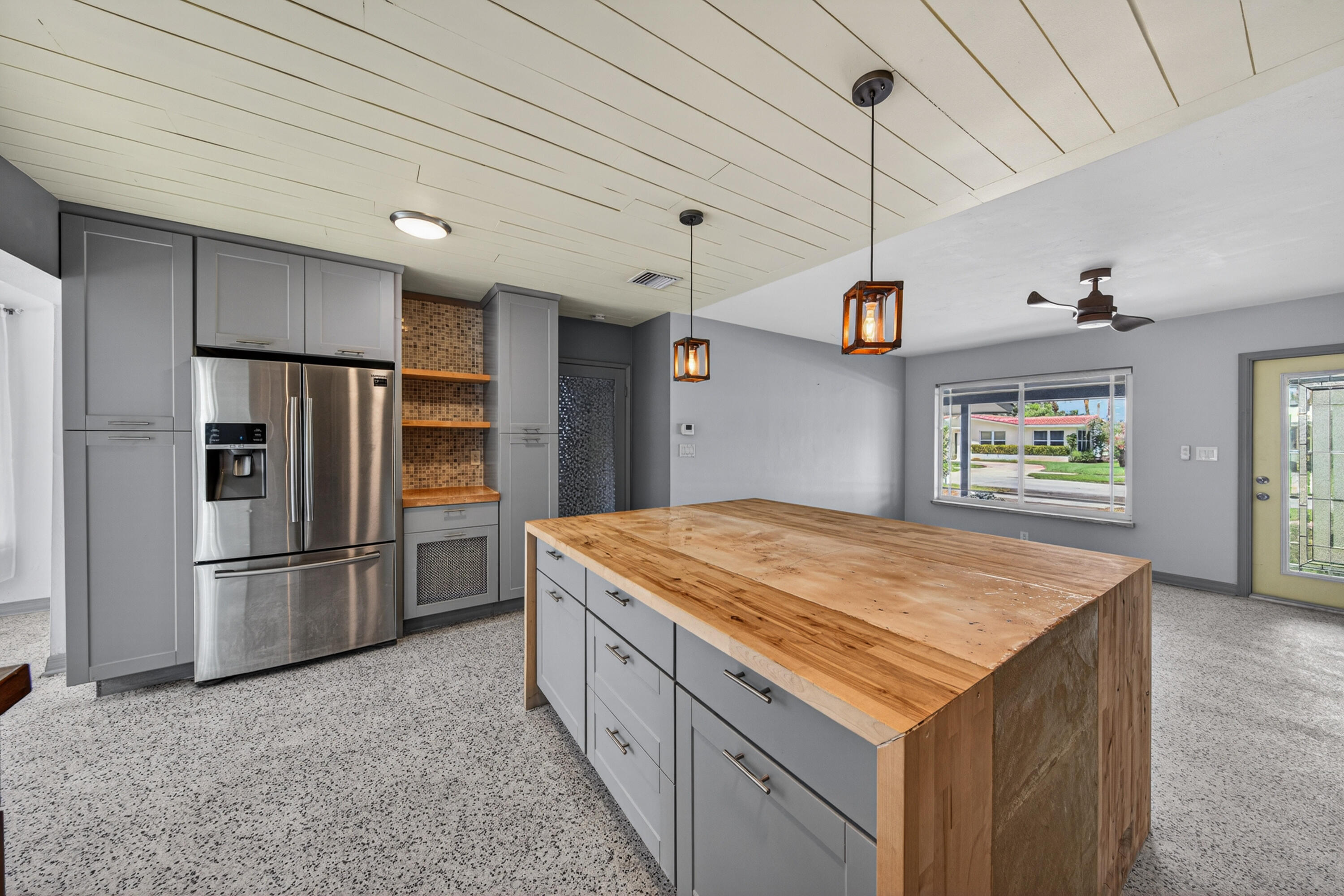 JENADA VILLAS - Residential