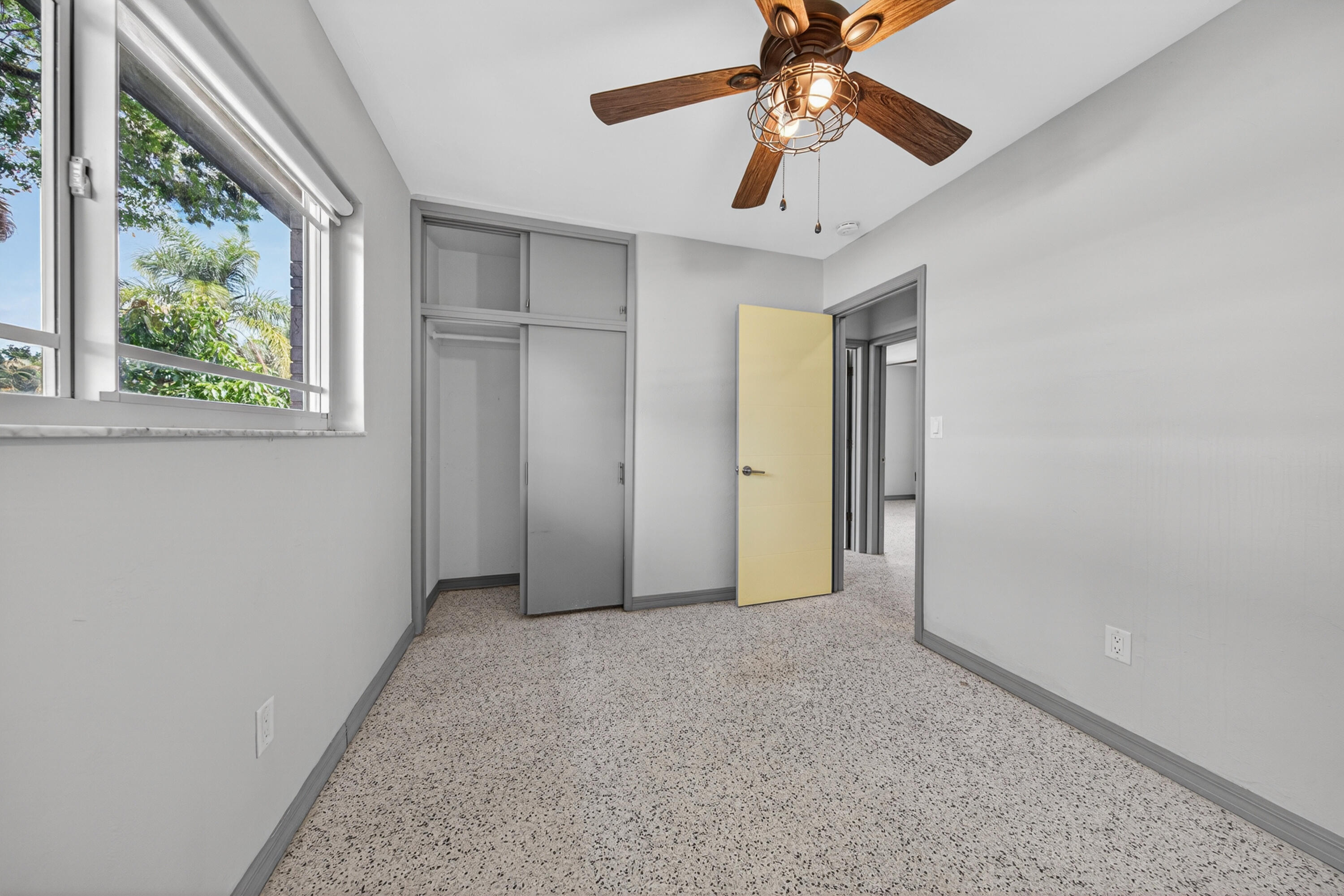 JENADA VILLAS - Residential